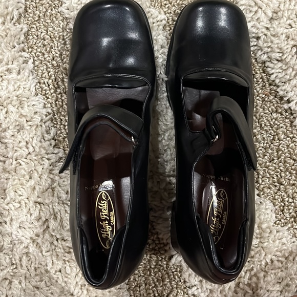 Vintage New Mary Jane Pumps - Picture 3 of 7